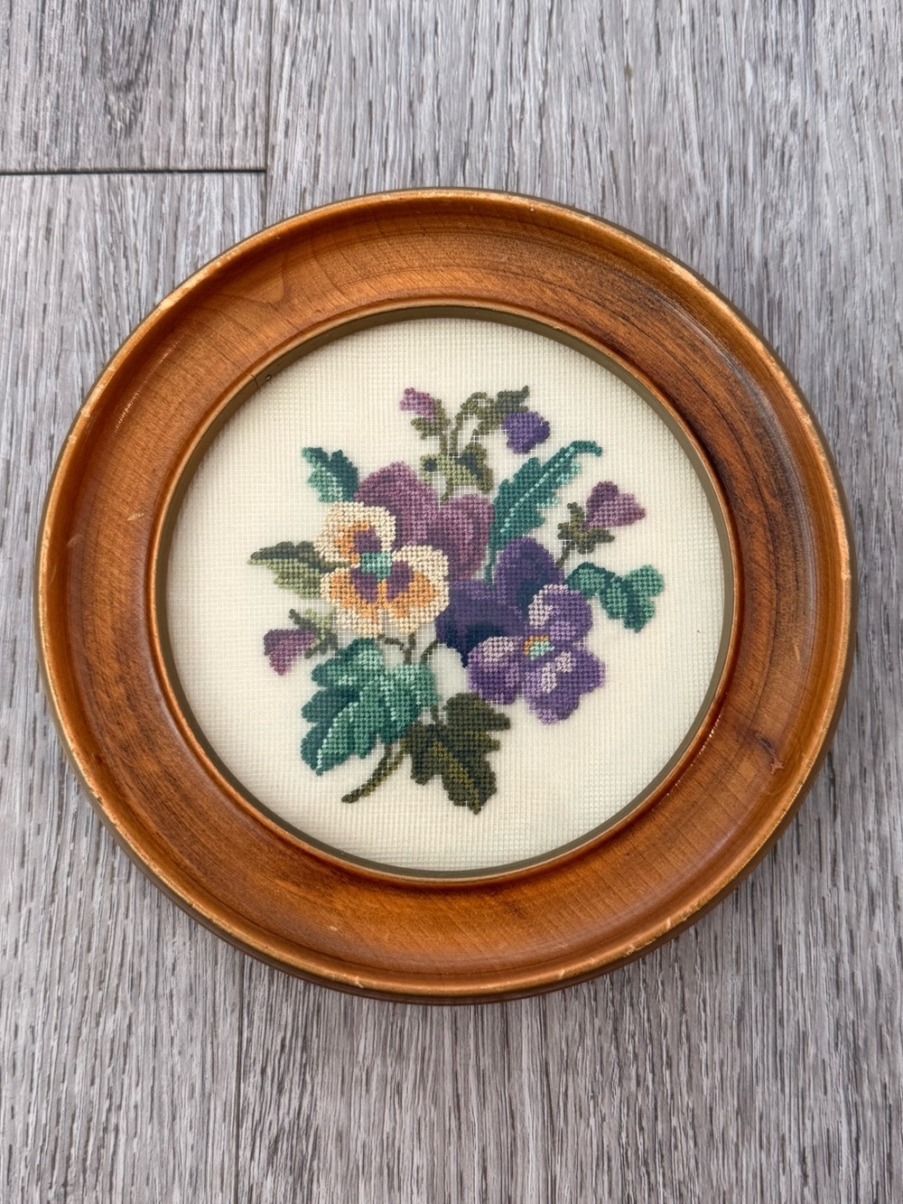 Vintage Petitpoint Flower Picture pansies Round Wood Frame Cottage 6”